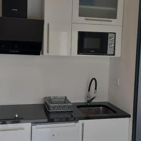 Apartamento Na Uni Sarac