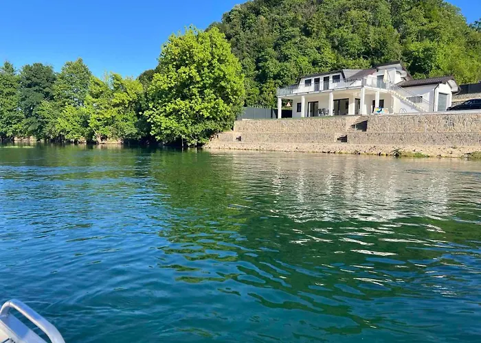 شقة Na Uni Sarac *