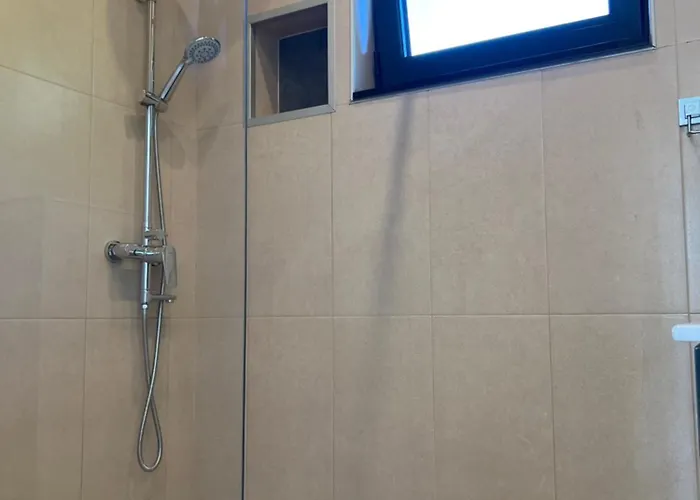 Na Uni Sarac شقة *